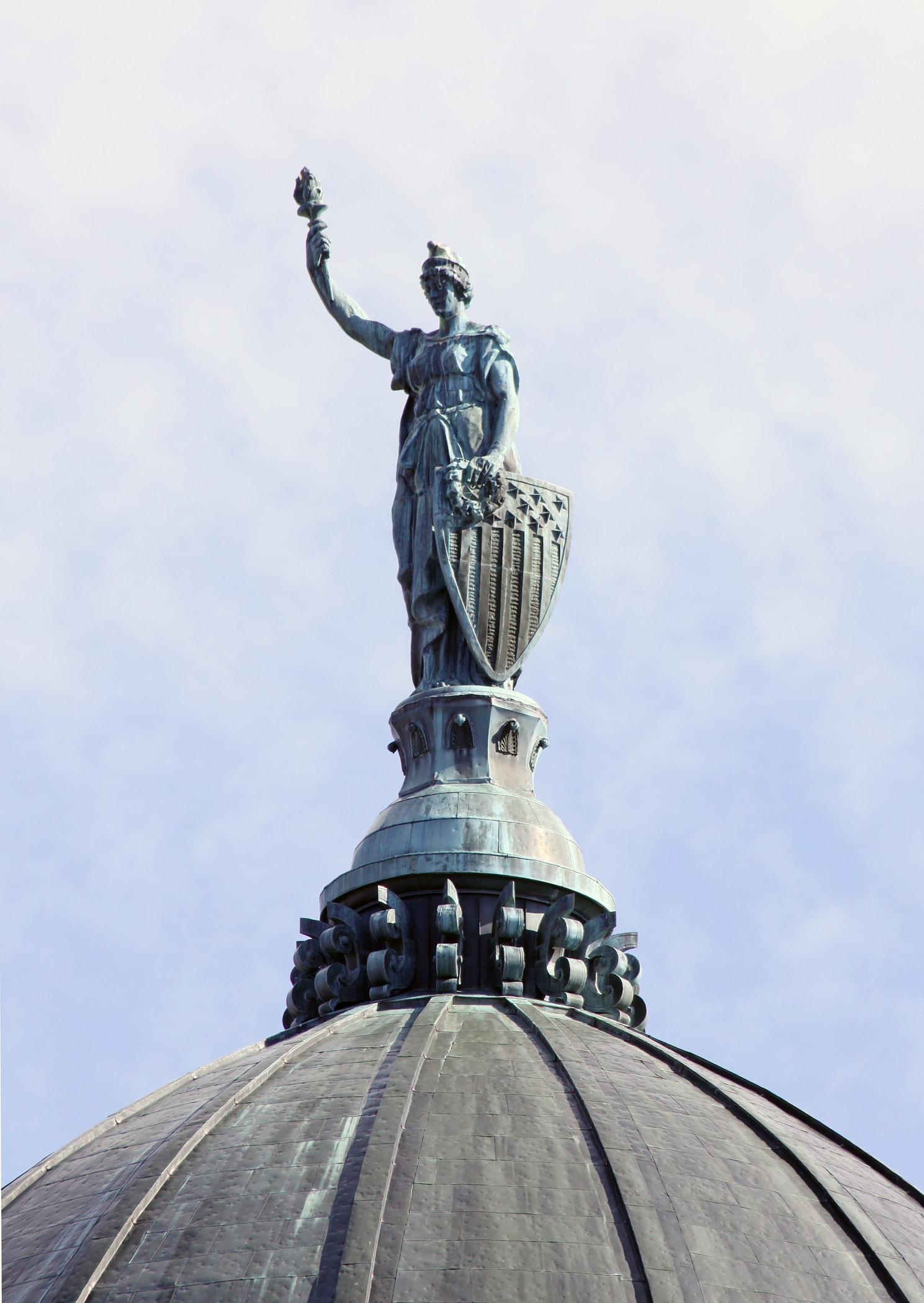 A photograph of the statue named Montana