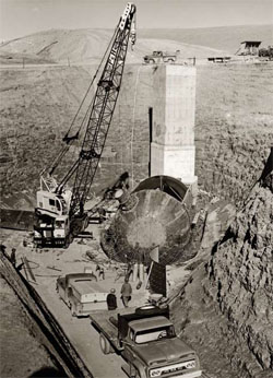 Minuteman missile construction